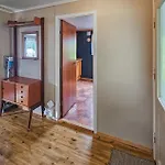 4 Bedroom Cozy In Bokn * Bore