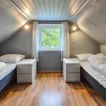 4 Bedroom Cozy In Bokn *