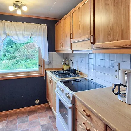 Holiday home 4 Bedroom Cozy In Bokn *