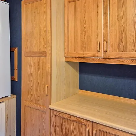 4 Bedroom Cozy In Bokn Holiday home Bore