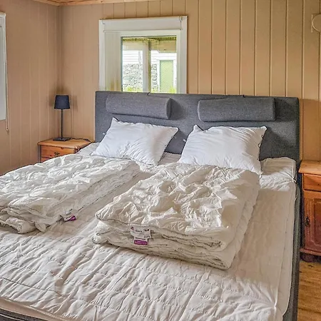 Amazing In Bokn With Wifi