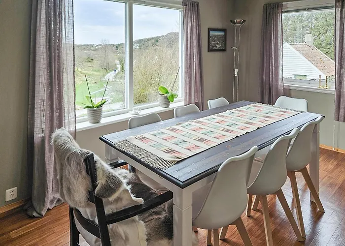 Amazing In Bokn With Wifi 펜션 *